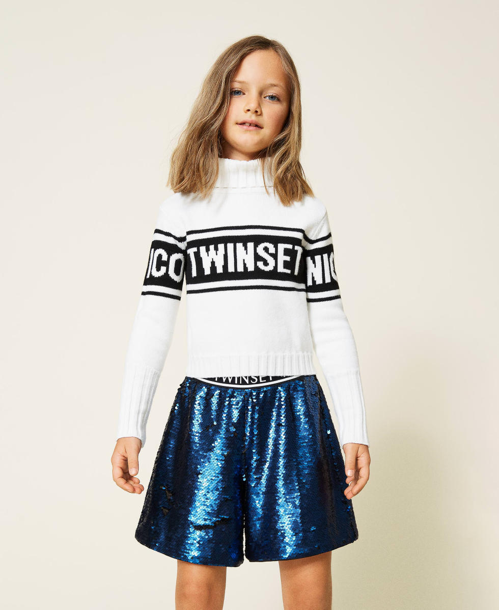 Pull col roul&eacute; avec logo jacquard Bicolore Blanc Cass&eacute; / Noir Fille 212GJ3310-03