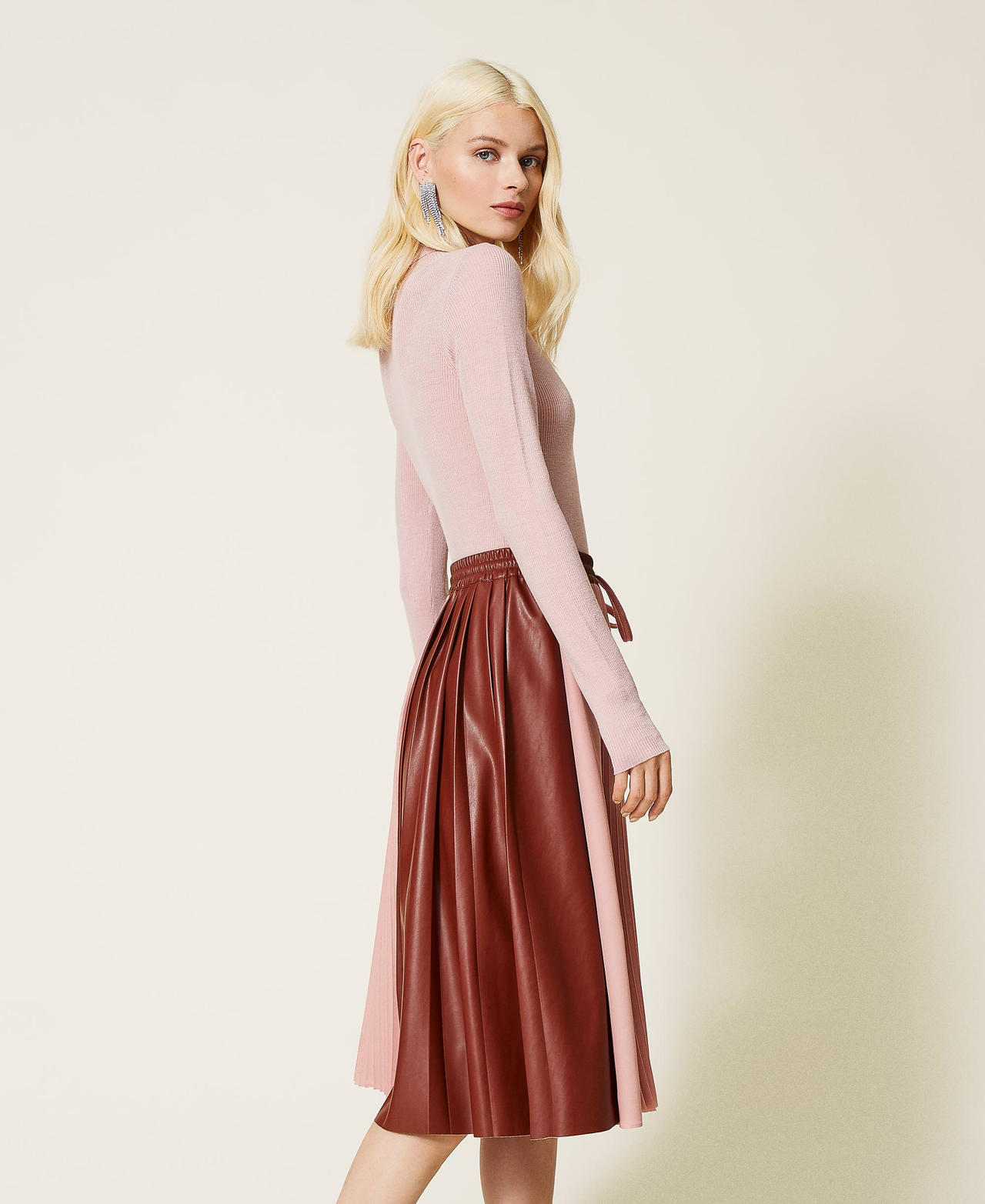 Pleated skirt with drawstring Two-tone “Burned” Brown / Misty Rose Woman 212LI2FAA-02