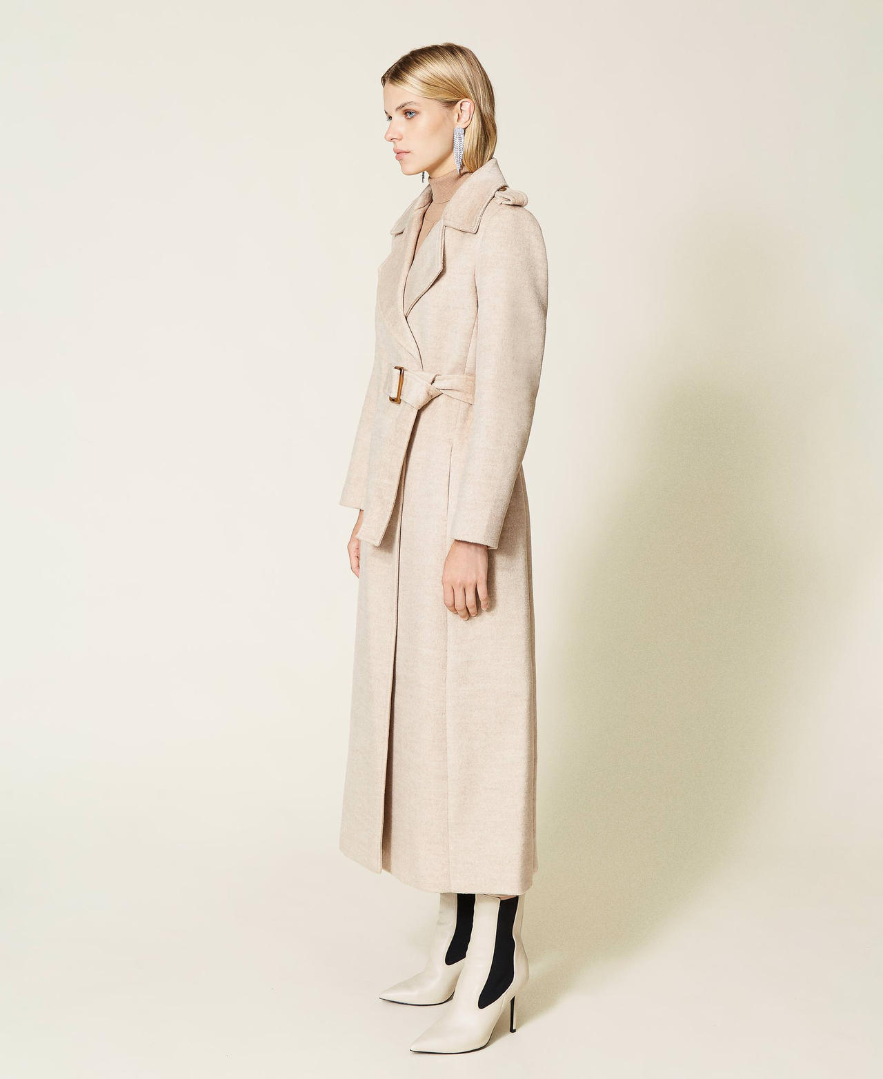 Wool cloth coat with belt Desert Light Woman 212LI2KHH-02