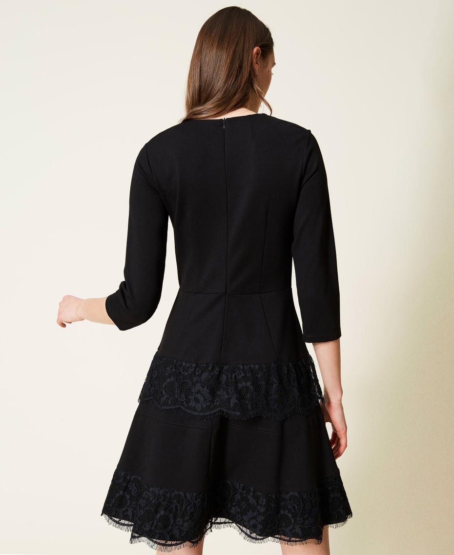 Платье с кружевными оборками Черный женщина 212LI2RGG-04