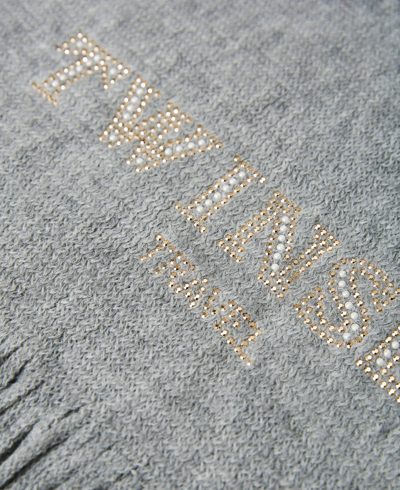 Sciarpa con logo e frange Grigio M&eacute;lange Donna 212LI4ZJJ-02