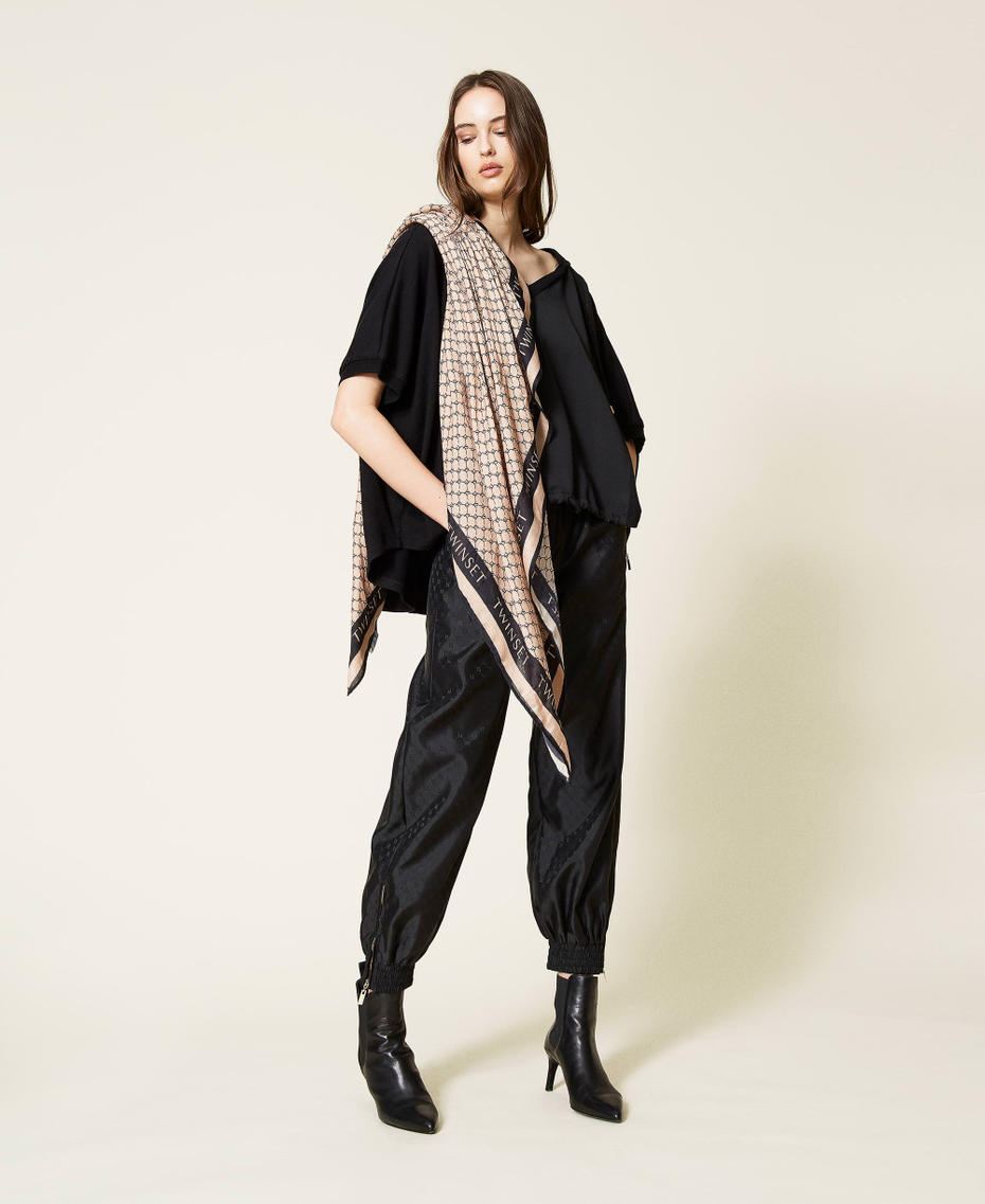 Kefiah stampata con logo e nappe Bicolor Nude Skin / Nero Donna 212LI4ZPP-0T