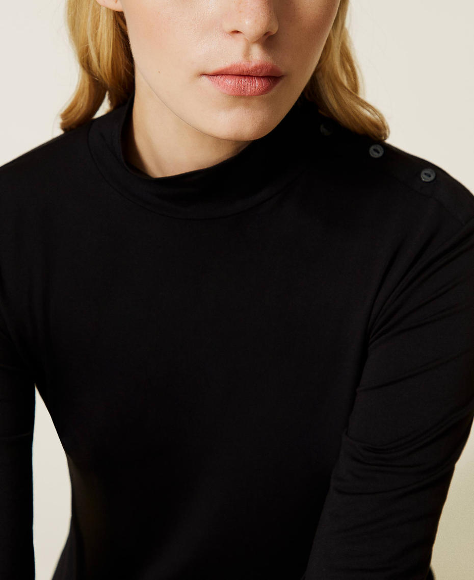 Turtleneck jumper with buttons Black Woman 212LL2AAA_00006_04