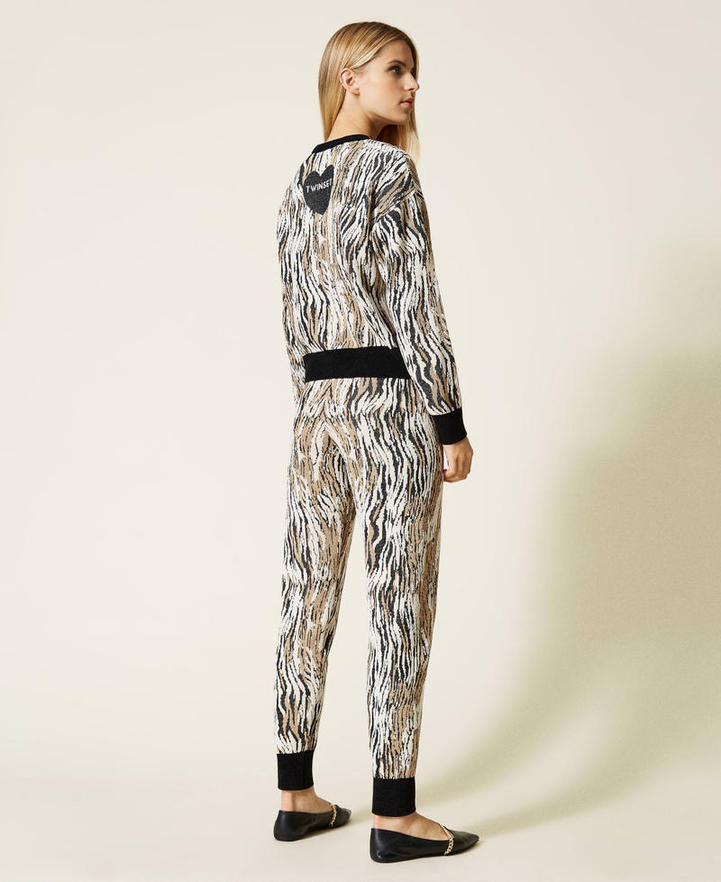Animal print jacquard jumper and trousers Tiger Jacquard Woman 212LL3GSS-03
