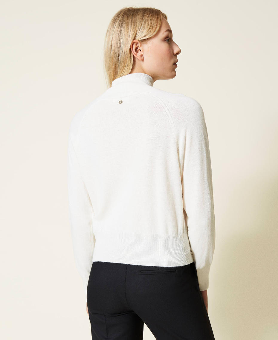 Pull avec dentelle macram&eacute; Bicolore Beige &laquo;&thinsp;Shell&thinsp;&raquo; / Noir Femme 212LL3GXX-03