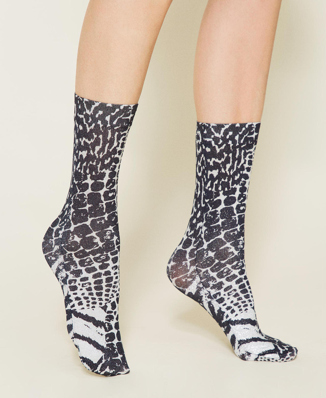 Animal print socks Snow / Black Animal Print Patch Woman 212TA4060-0S