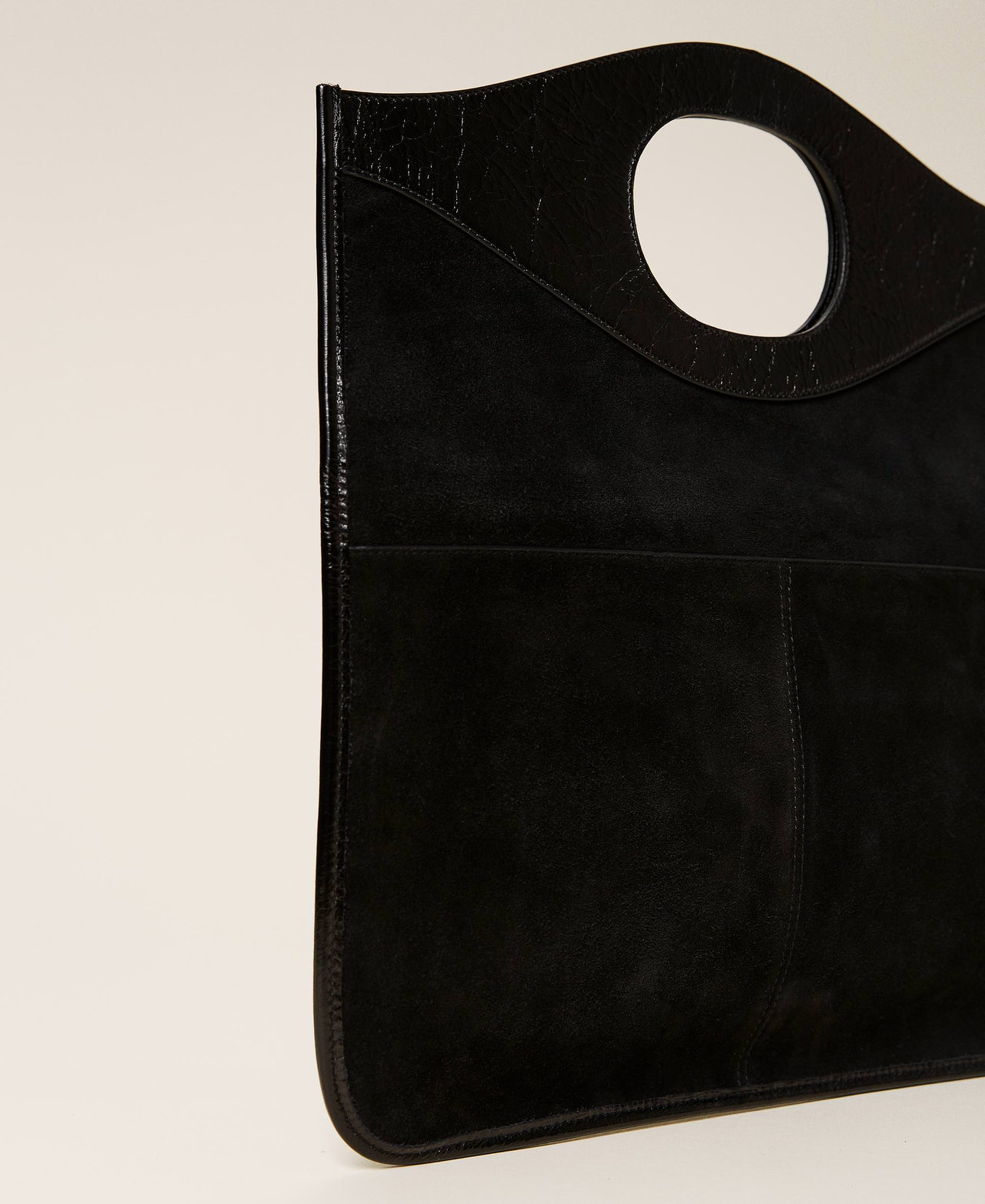 Borsa clutch ripiegata in pelle Nero Donna 212TB7171-02