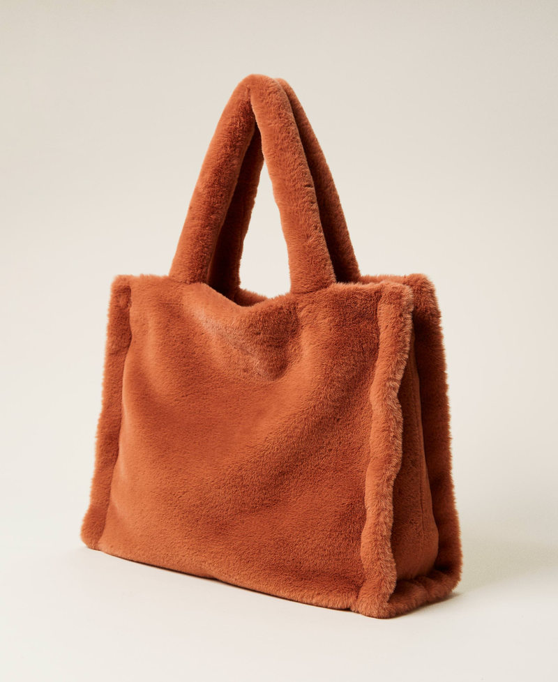 Shopper in Pl&uuml;schoptik mit Logo &bdquo;Tan Powder&ldquo;-Braun Frau 212TB7350-04