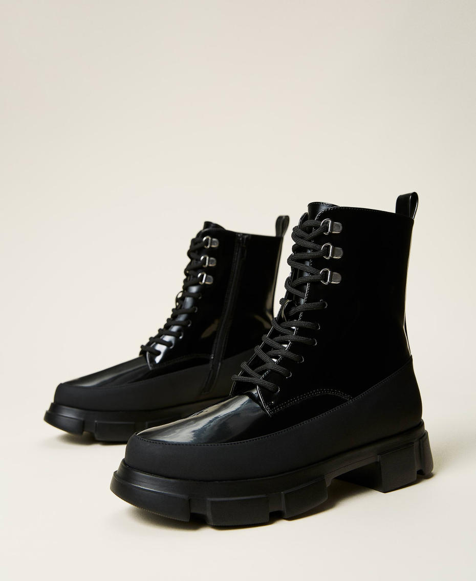 Combat-Boot in Lackoptik Schwarz Frau 212TCP042-01