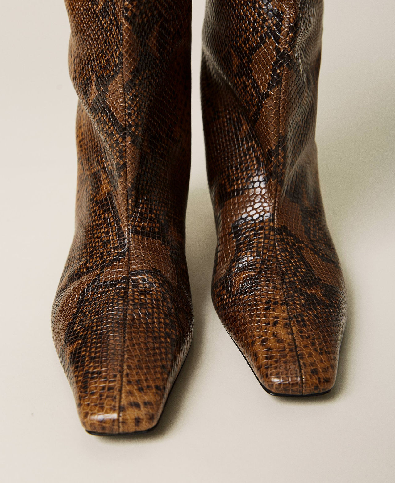 Botas altas de piel animal print Estampado Whips Cuero Mujer 212TCP180-02