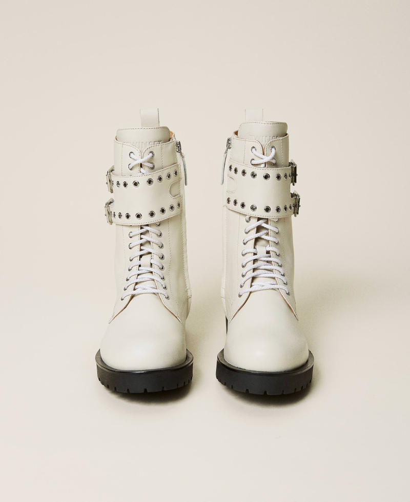 Ботинки-амфибии с металлическими люверсами Белый Снег женщина 212TCP200-06