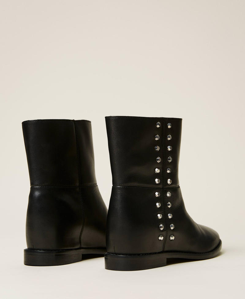 Leather boots with studs Black Woman 212TCT062-04