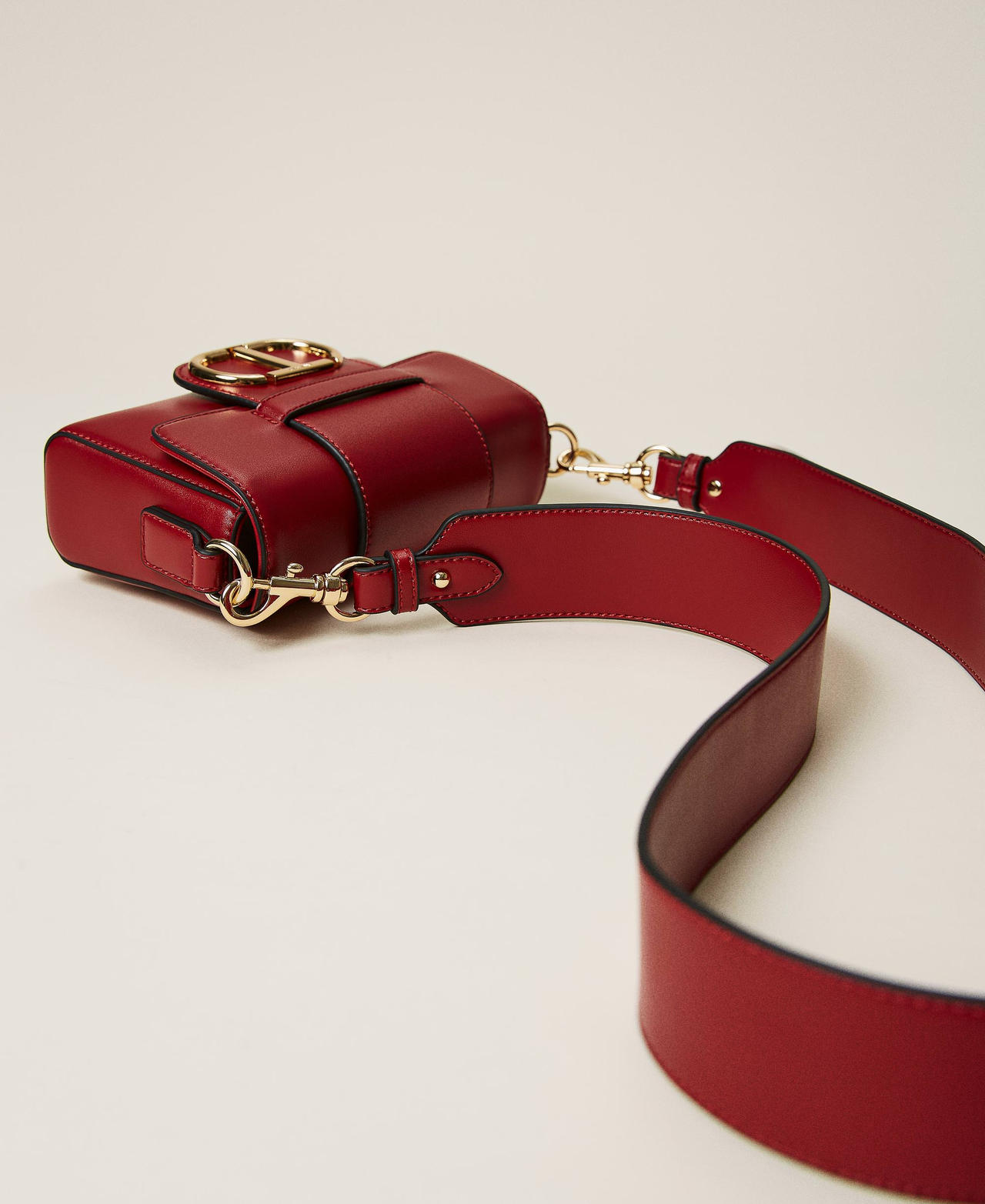 Petit sac à bandoulière avec logo Rouge Cerise Femme 212TD8061-02