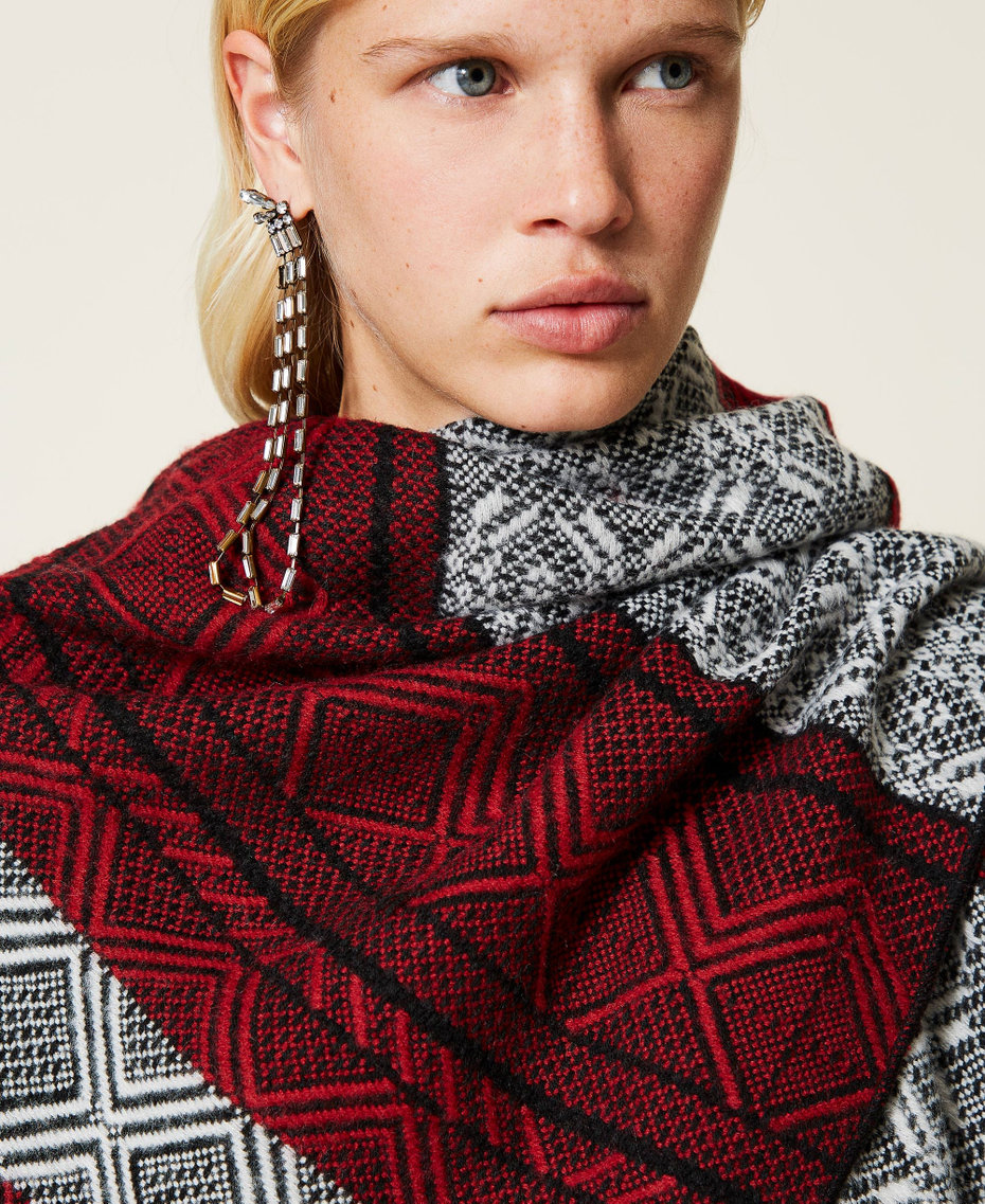 Jacquard poncho Dark Raspberry / Black / &ldquo;Snow&rdquo; White Jacquard Mix Woman 212TO504B-05