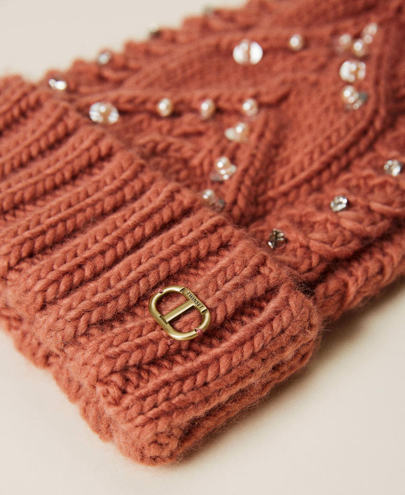 Cable knit beanie hat with embroidery Canyon Pink Woman 212TO5051-02