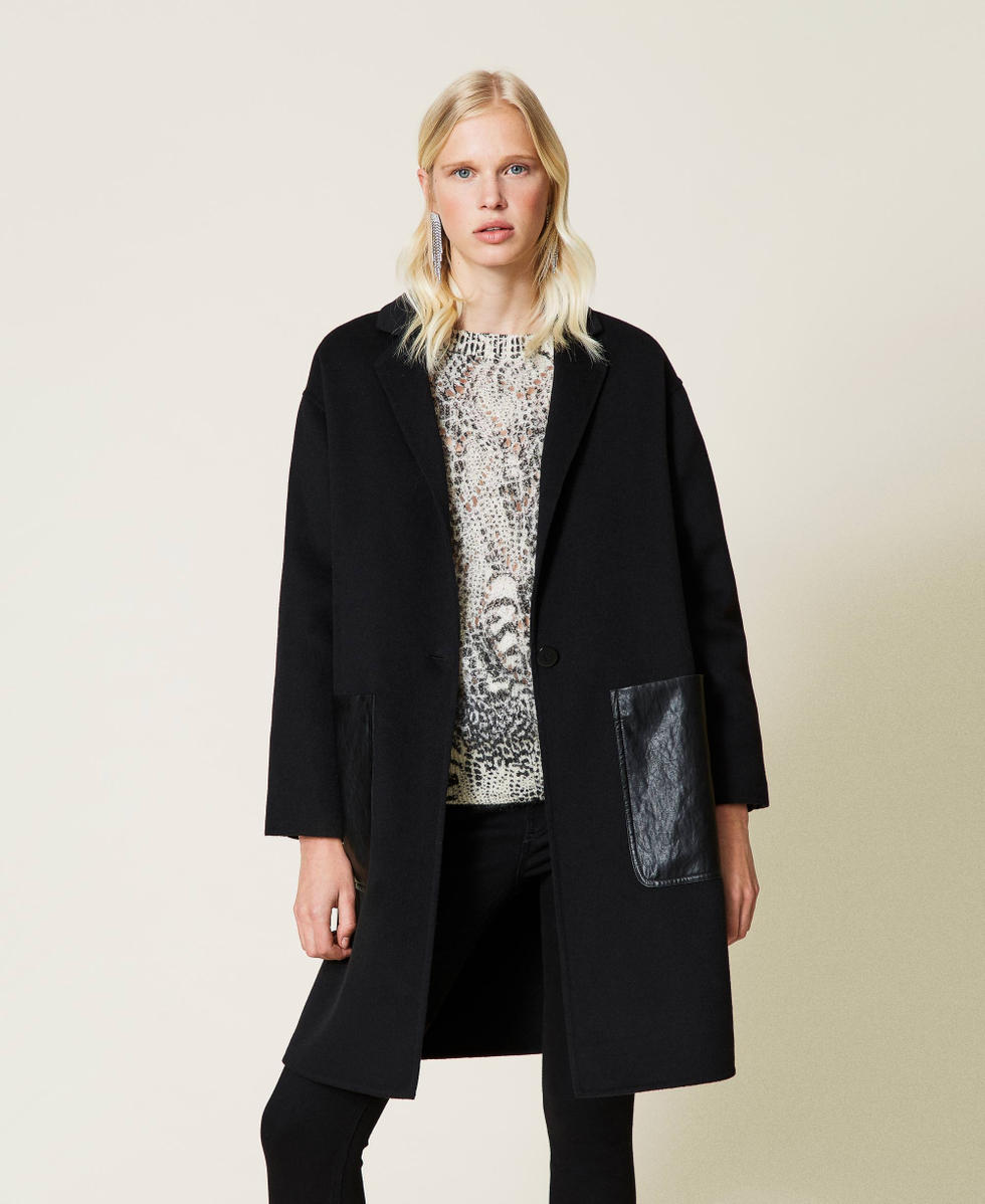 Double wool cloth coat with contrasting pockets Woman Black