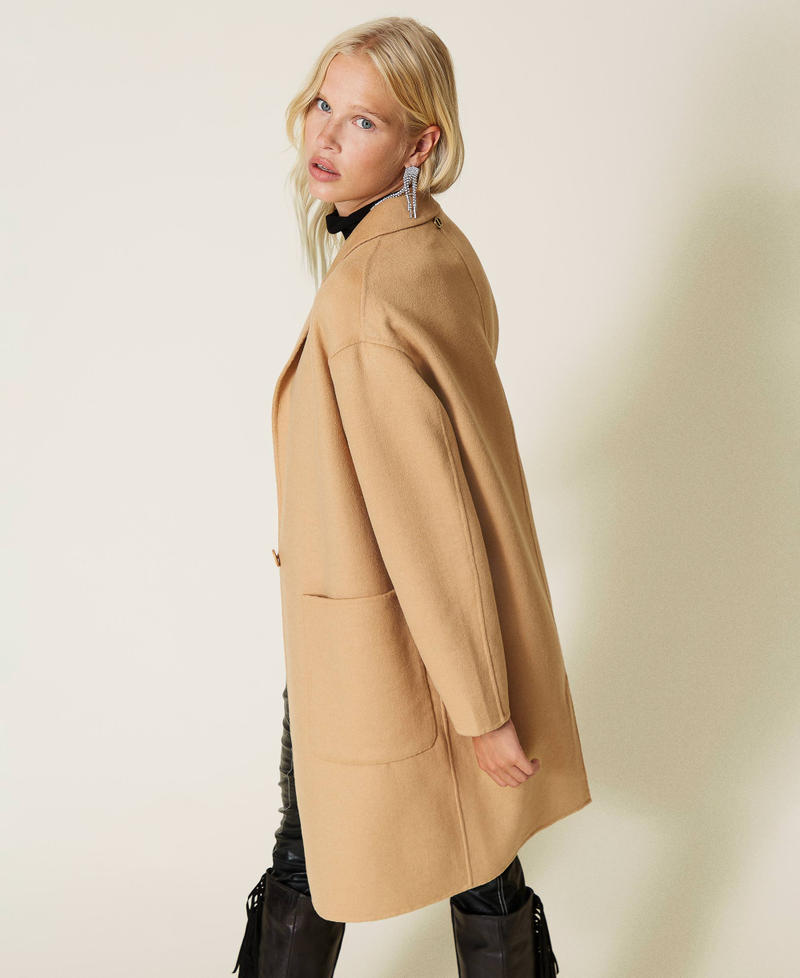 Mantel aus zweilagigem Tuch &bdquo;Golden Rock&ldquo;-Beige Frau 212TP2016-02