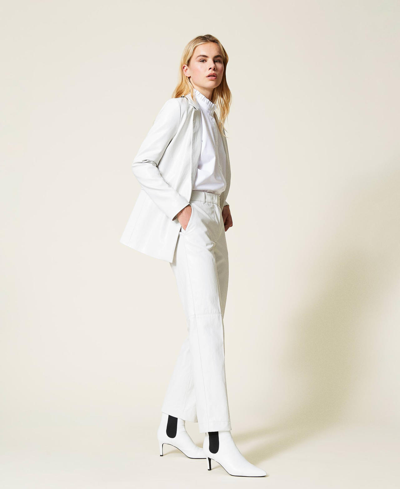 Pantalon en tissu enduit Blanc Neige Femme 212TP2027-02