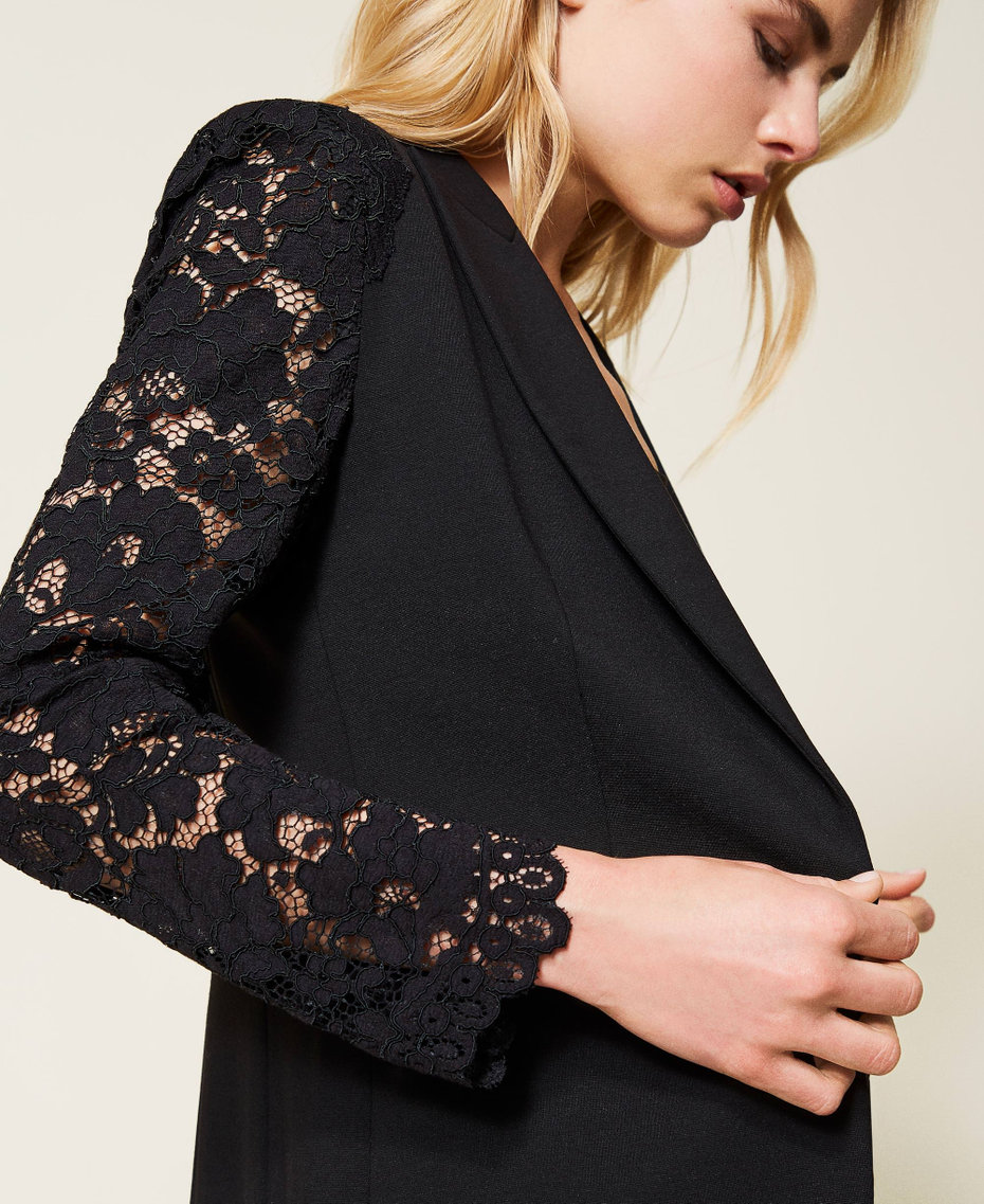 Giacca blazer con pizzo macramè Nero Donna 212TP2057-01