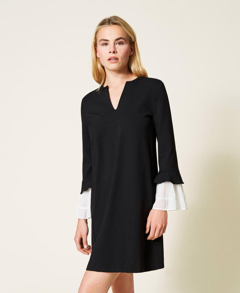 Abito bicolore con volant Bicolor Bianco "Neve" / Nero Donna 212TP2065-01