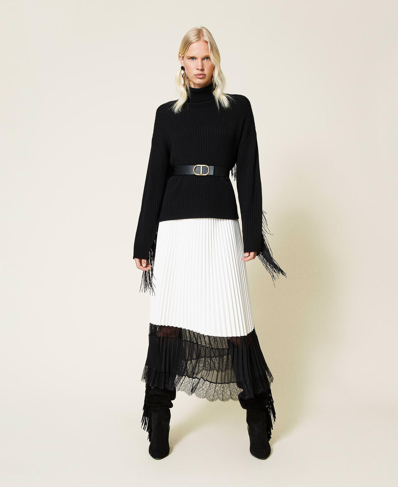 Long pleated skirt with lace Woman, Patterned | TWINSET Milano Long pleated skirt with lace Woman, Patterned | TWINSET Milano