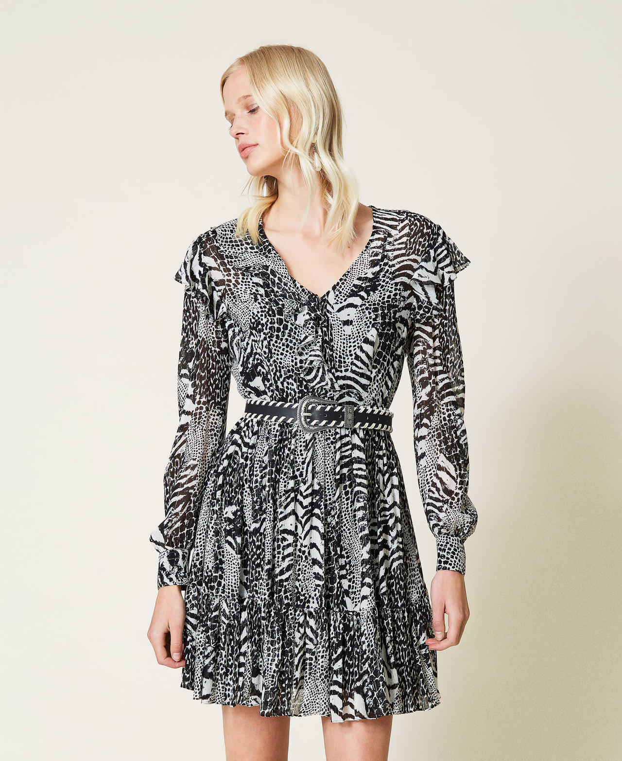 Creponne dress with animal print Snow / Black Animal Print Patch Woman 212TP2102-02