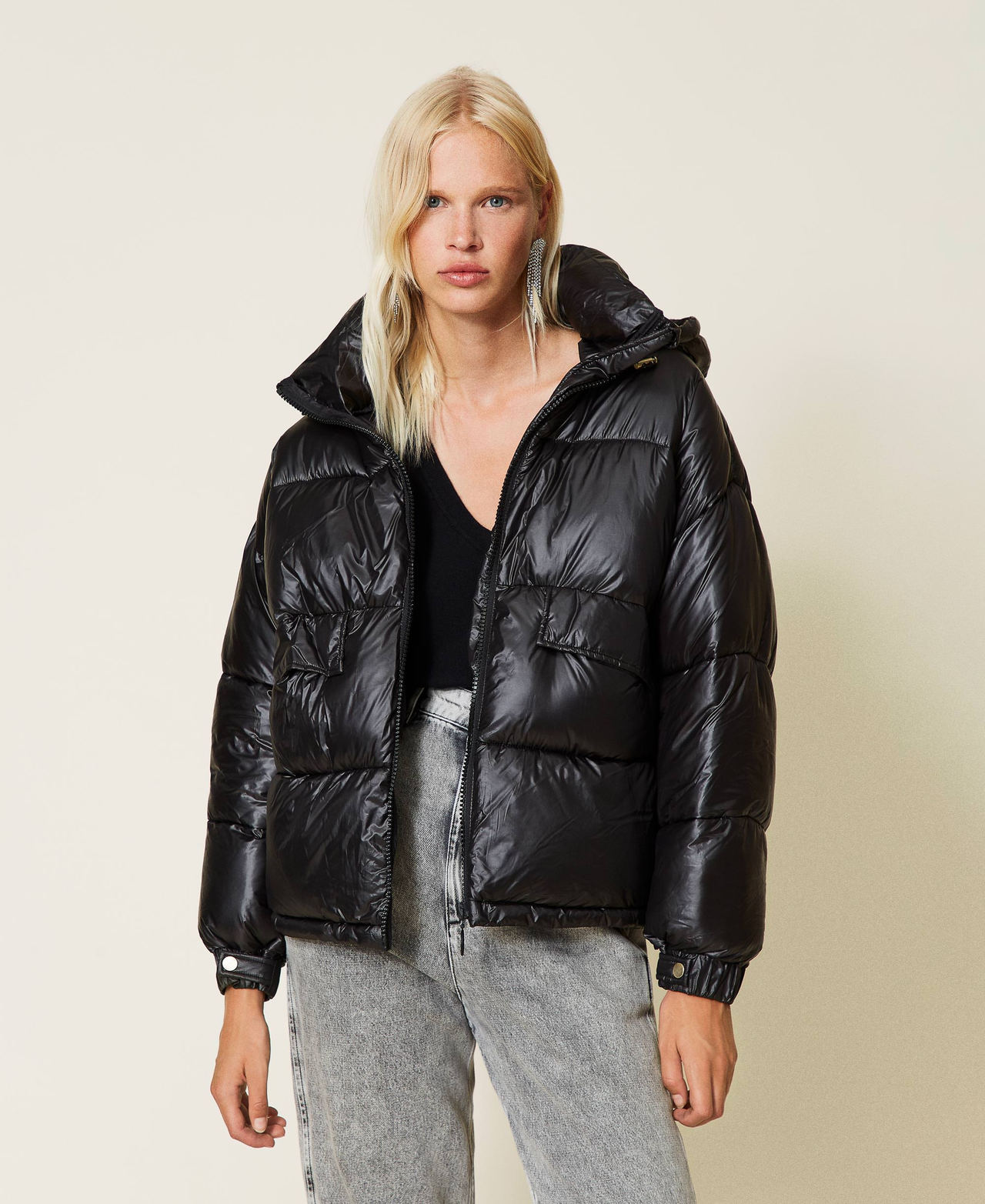 Piumino Ultra Leggero Da Donna Con Cappuccio – Corto E Slim, Imbottito Con 261% Piumino D'anatra, Caldo E Impermeabile, Con Tasche Zip, Per Inverno E Viaggi