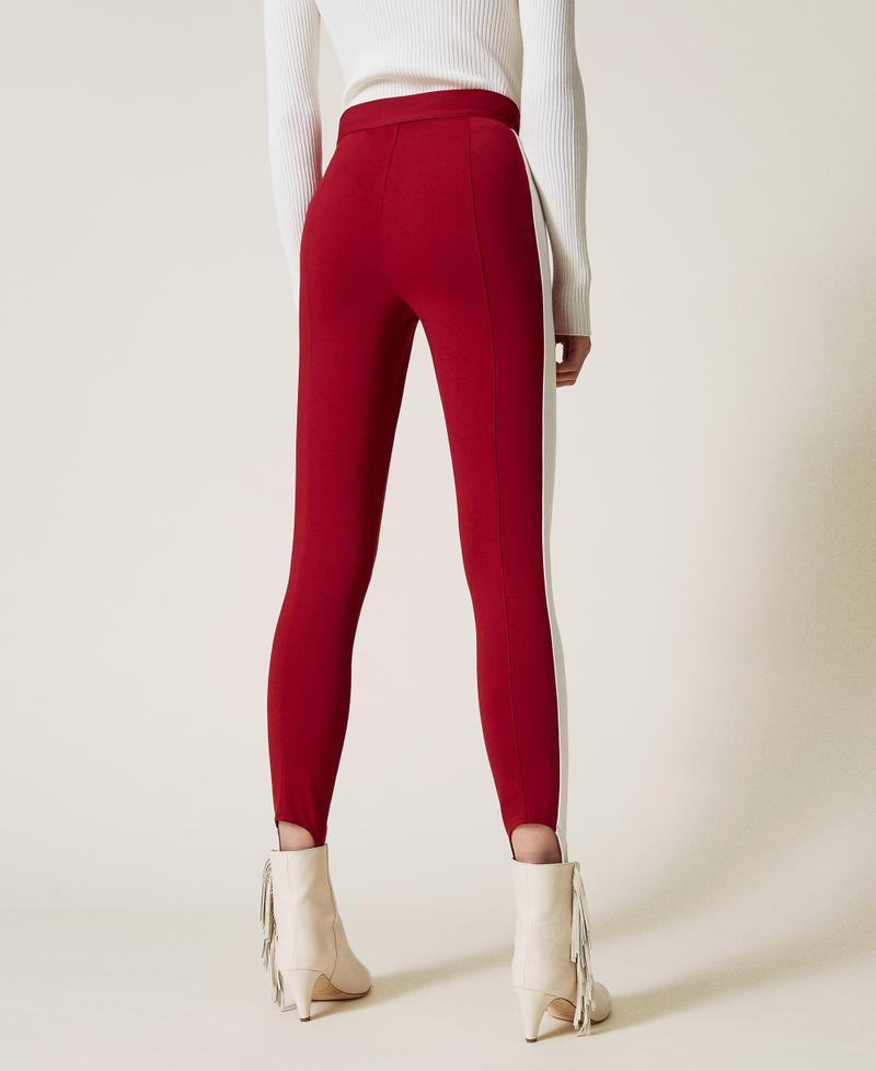 Legging bicolore avec étriers Bicolore Rouge Framboise Foncé / Blanc « Neige » Femme 212TP2163-03