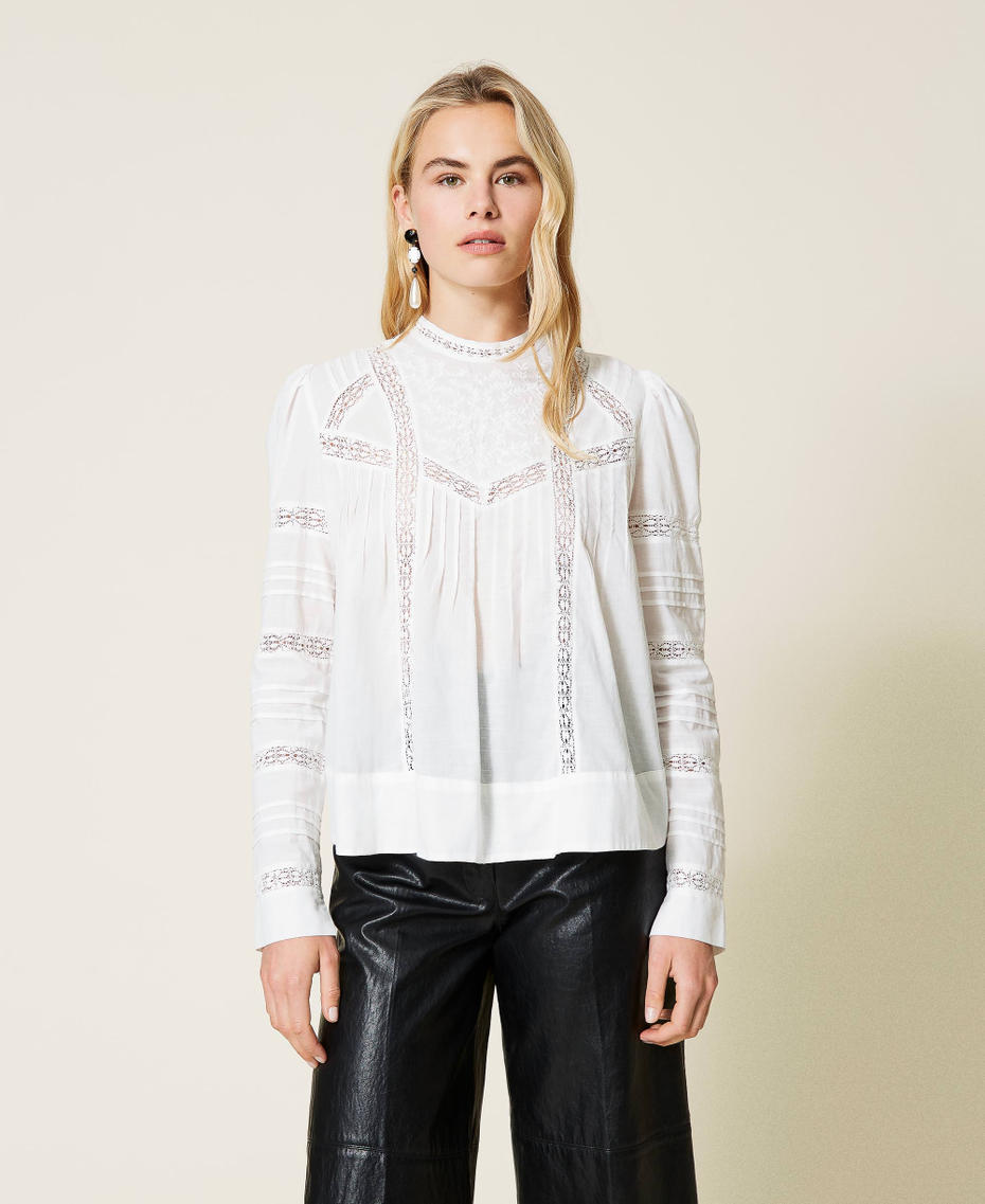 Muslin blouse with embroidery Ivory Woman 212TP2192-01