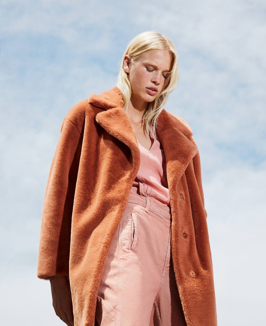 Single breasted coat with pockets "Tan Powder&rdquo; Brown Woman 212TP2230-01