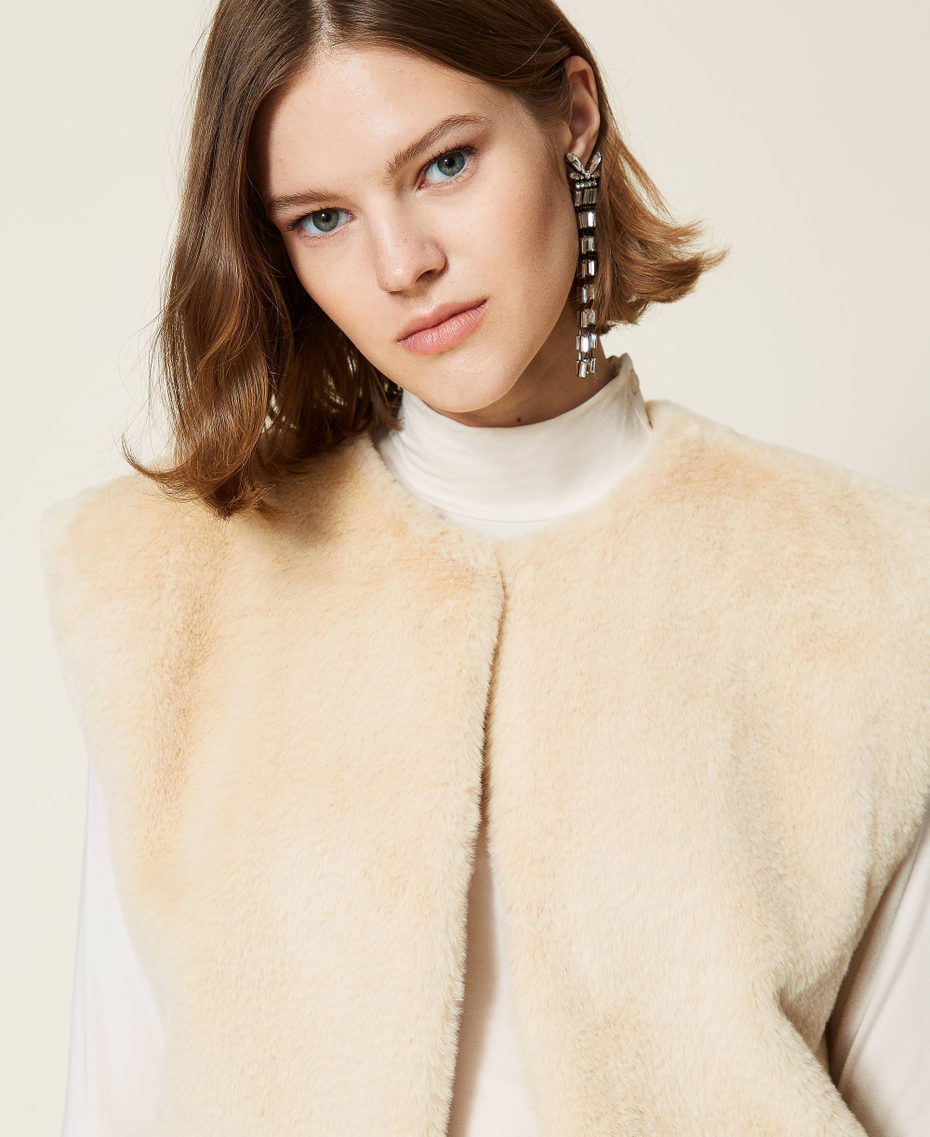 Gilet with pockets "Creme Brul&egrave;&rdquo; Beige Woman 212TP2231-04