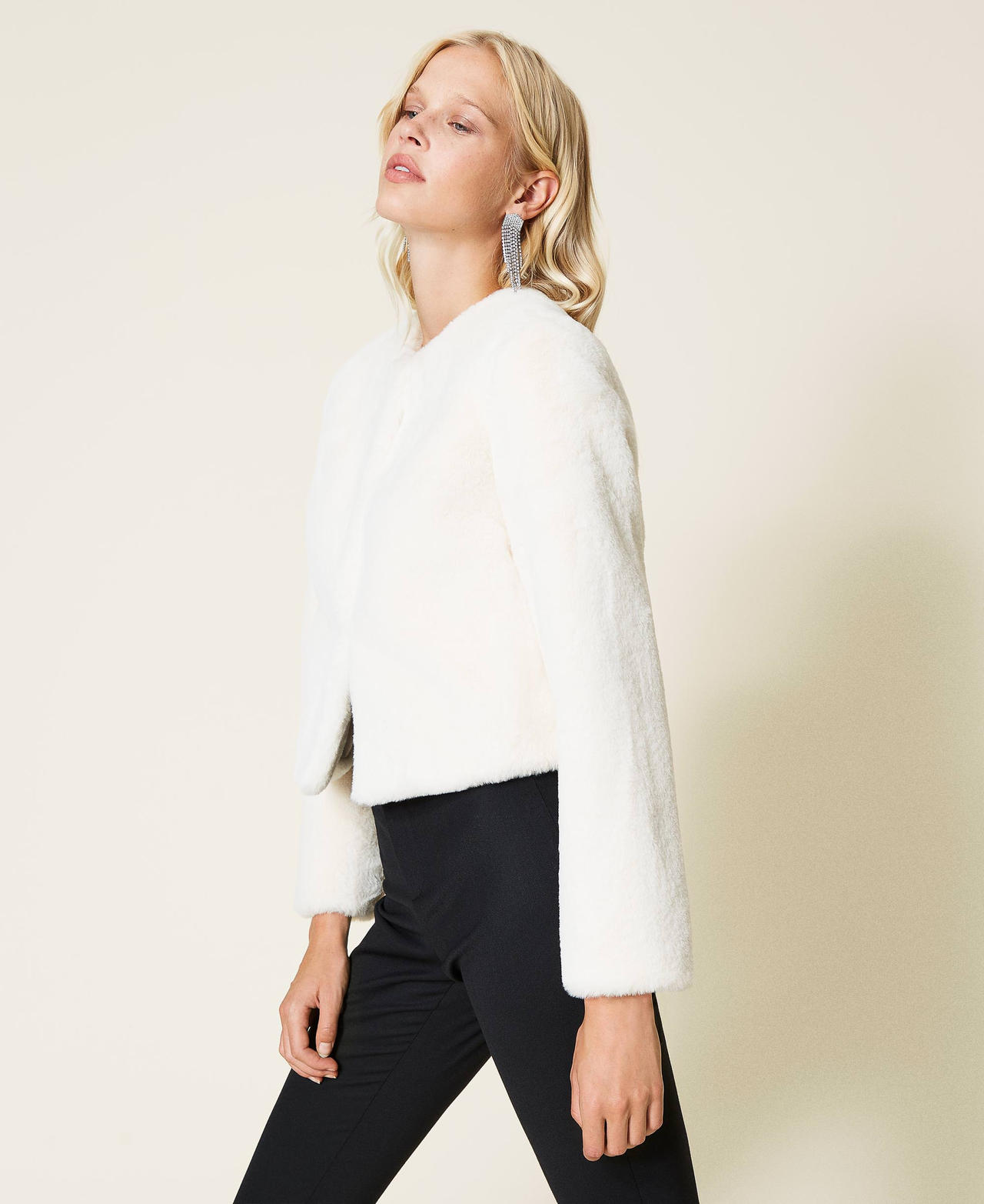 Mandarin collar jacket with pockets White Snow Woman 212TP2232-02