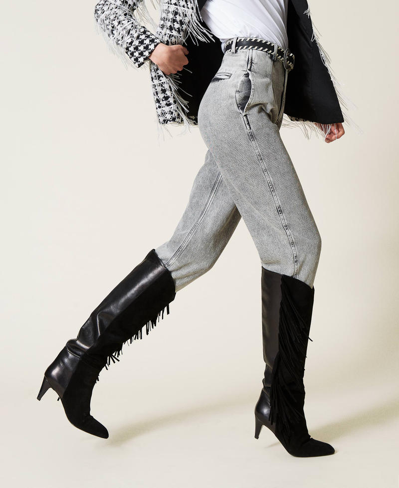 Marmorierte High-Waist-Jeans im Carrot-Fit Denim grau-marmoriert Frau 212TP227C-02