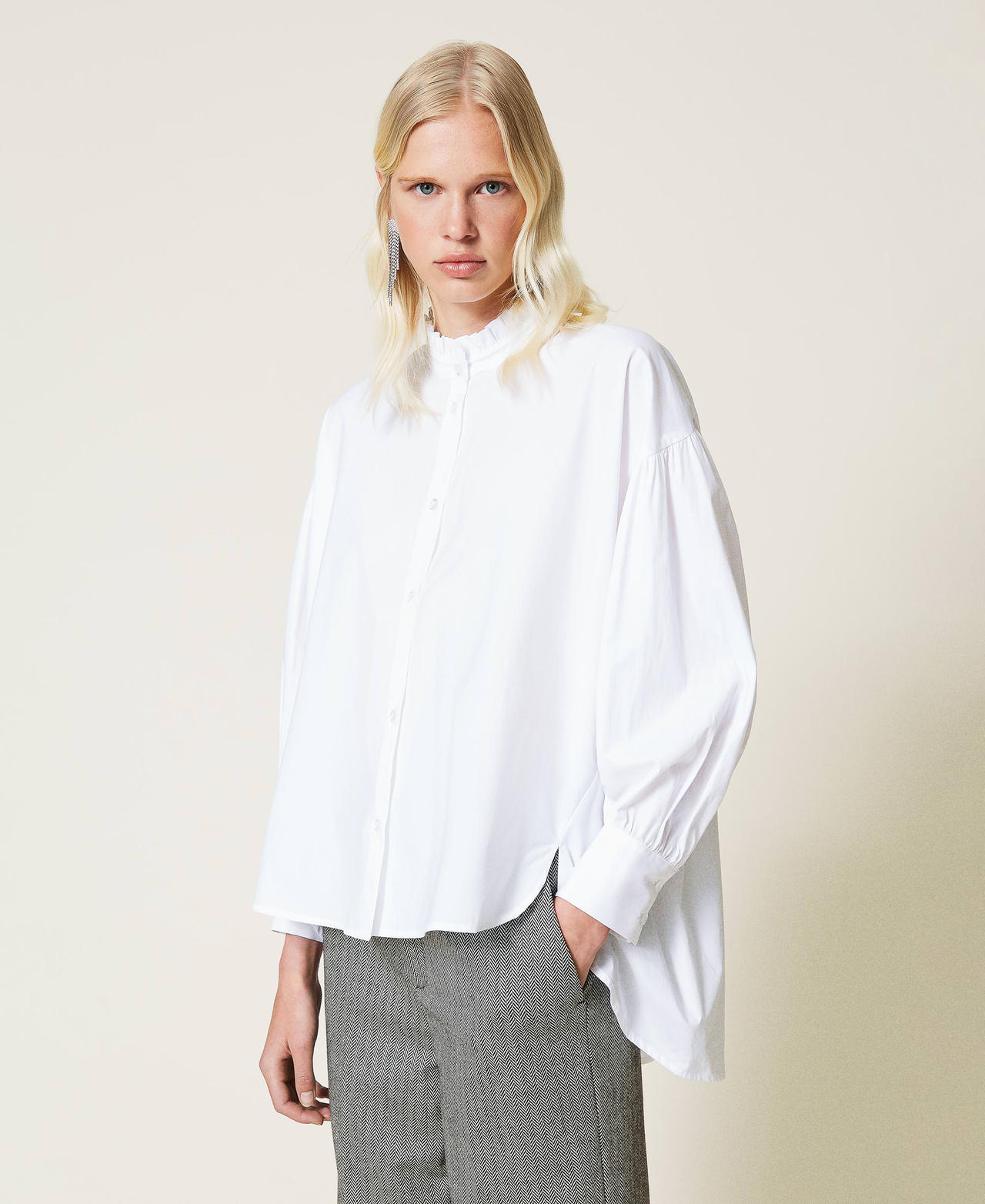 Poplin shirt with frills White Woman 212TP2380-02
