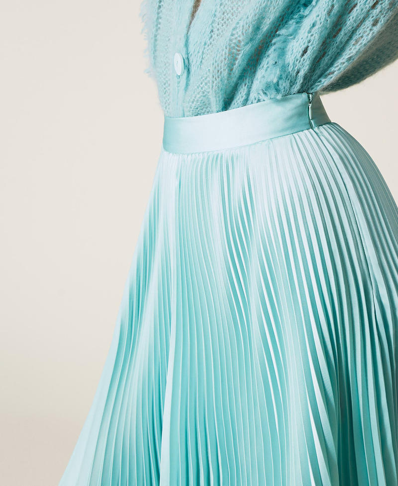 Maxi-Plisseerock &bdquo;Dunkle Nymphe&ldquo;-Gr&uuml;n Frau 212TP2441-05