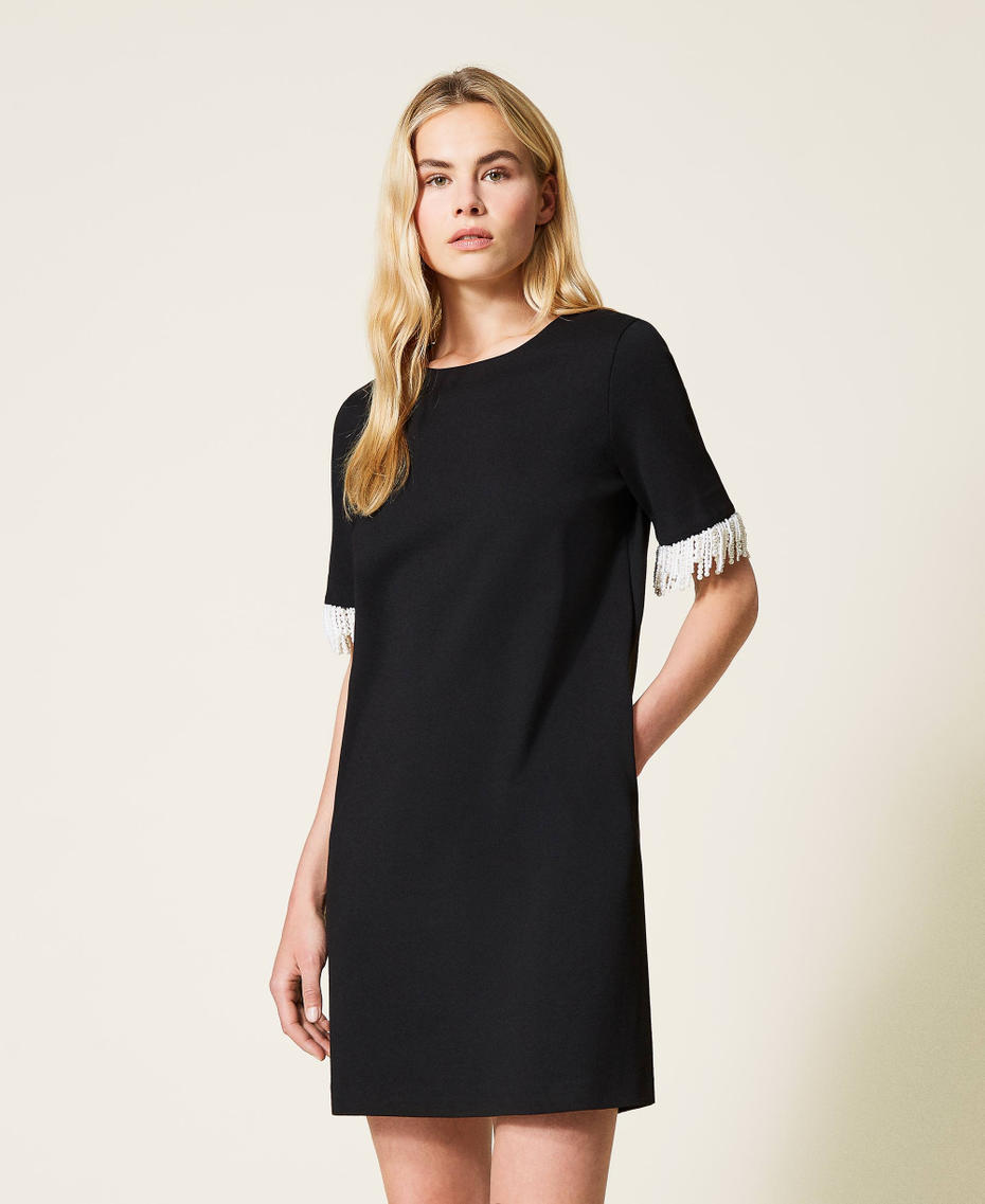 Kleid mit Perlenfransen Schwarz Frau 212TP2531-01