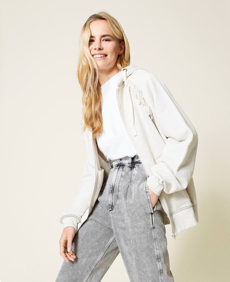 Felpa con cappuccio e frange di perle Grigio M&eacute;lange Chiaro Donna 212TP2540-01