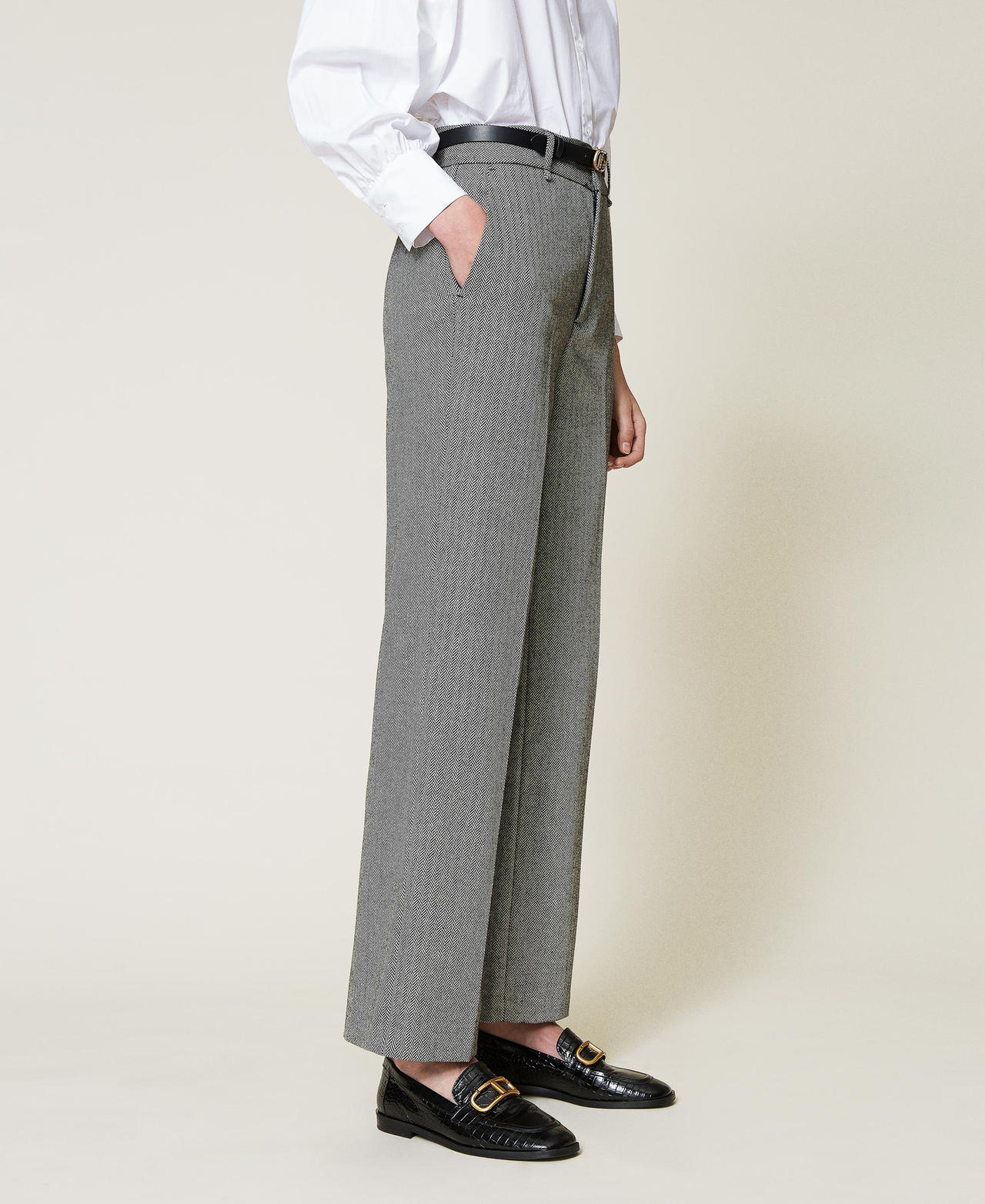 Pantalon ample en laine mélangée Chevron Noir / Blanc « Neige » Femme 212TP2553-02