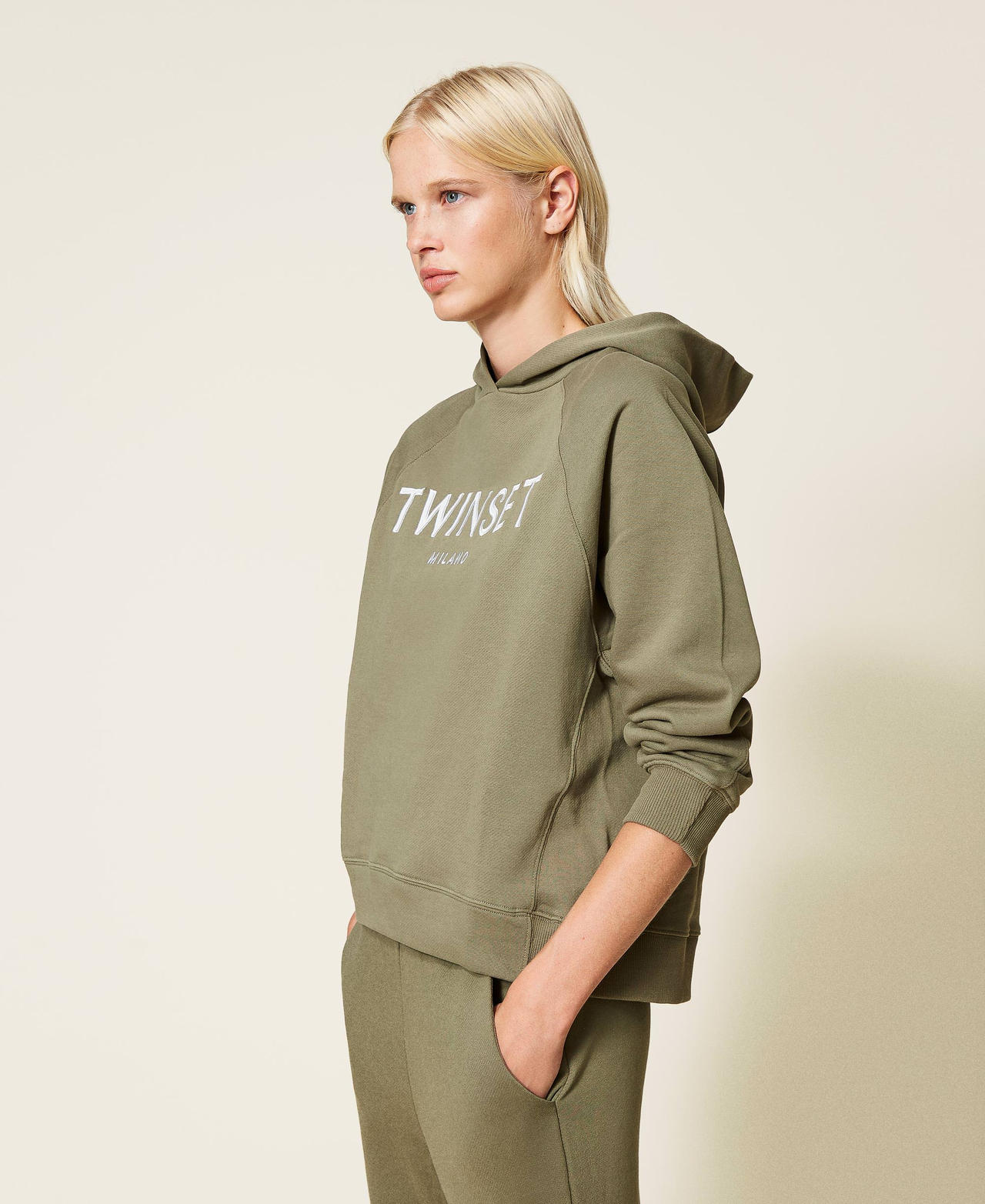 Hoodie with logo embroidery Alpine Green Woman 212TP2571-02