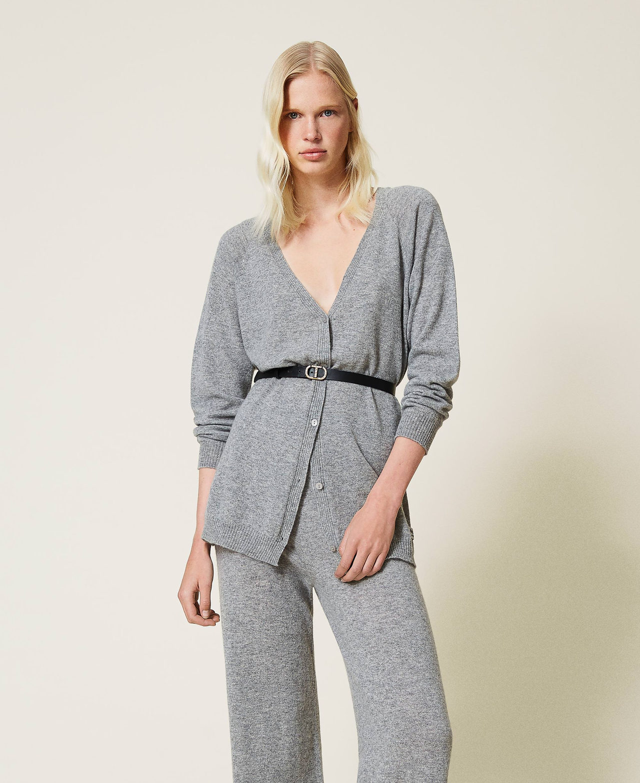 Cardigan aus Kaschmirmischung Grau Melange Frau 212TP3145-02