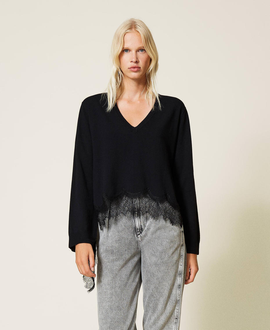 Pull avec dentelle festonn&eacute;e Noir Femme 212TP3204-01