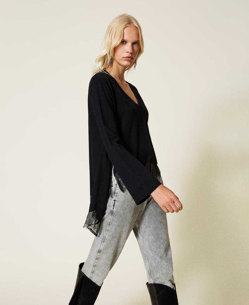 Pull avec dentelle festonn&eacute;e Noir Femme 212TP3204-03