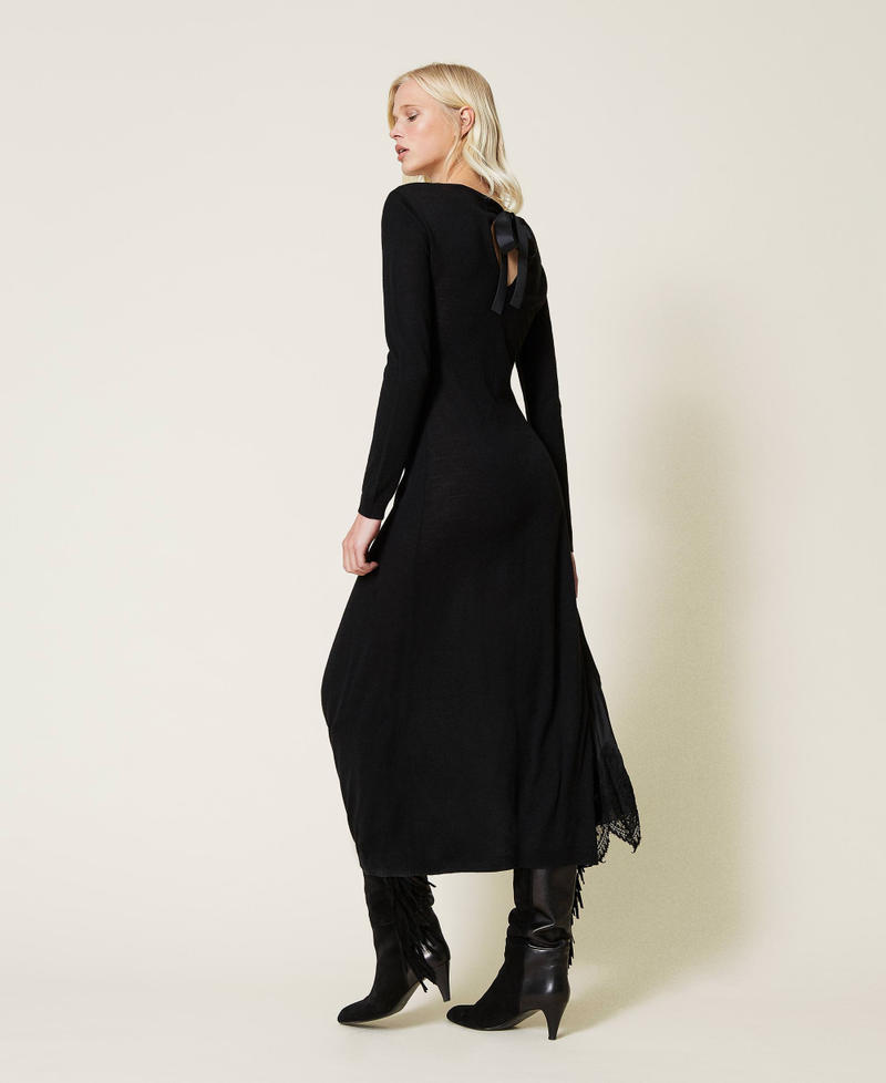 Long dress with pleats and lace Black Woman 212TP3282-06