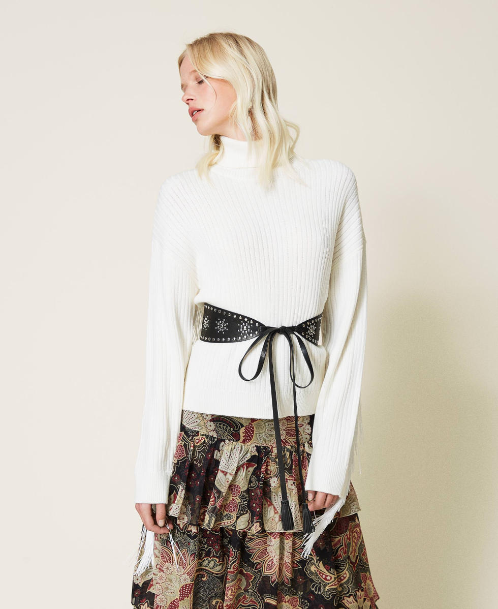 Rollkragenpullover aus Wollmischung mit Fransen Wei&szlig; Schnee Frau 212TP3290-06