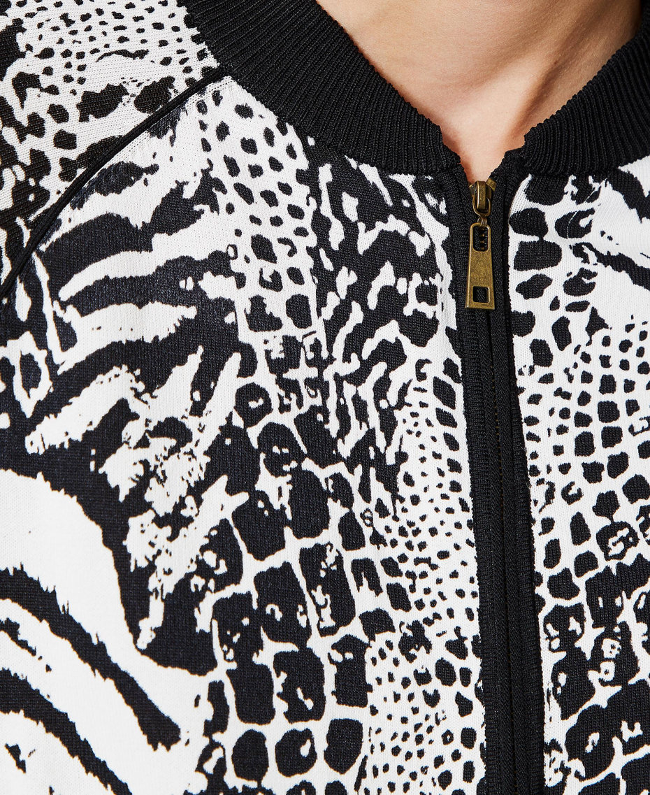 Animal print knit bomber jacket with logo Snow / Black Animal Print Patch Woman 212TP3400-05