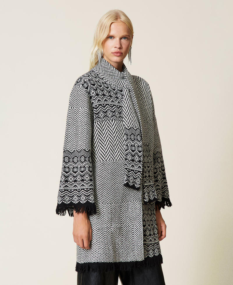 Cappotto jacquard con frange Jacquard Patch Bicolor Nero / Bianco "Neve" Donna 212TP3430-04