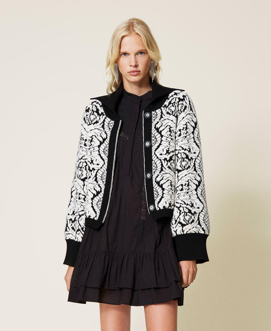 Jacquard floral jacket Black / &ldquo;Snow&rdquo; White Floral Jacquard Woman 212TP3440-01