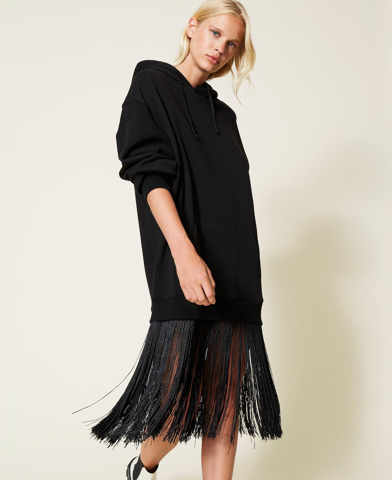 Plush fabric dress with fringes Black Woman 212TT201A-02