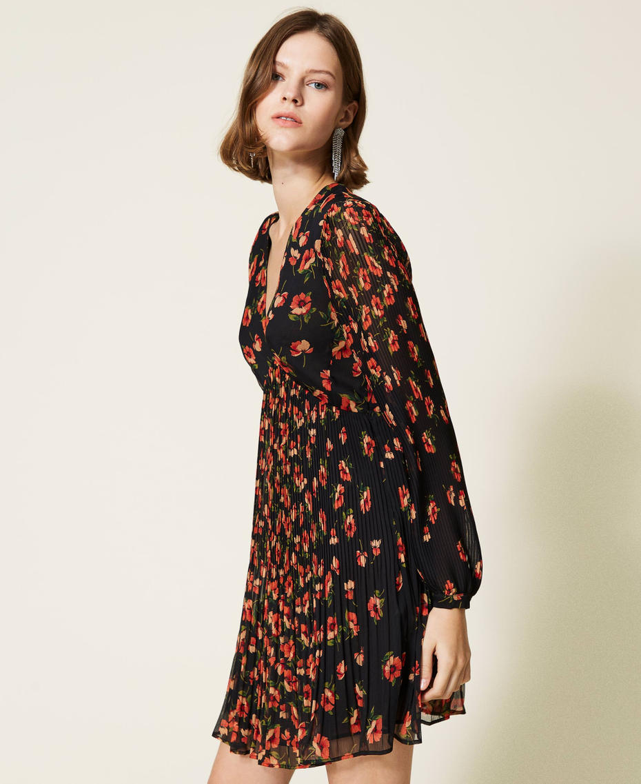 Creponne dress with floral print Fadeout Black / “Coral Candy” Red Flowers Woman 212TT2022-03