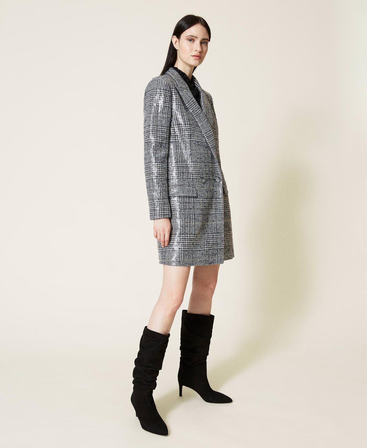 Full sequin Glen Plaid coat &ldquo;Snow&rdquo; White / Black Full Sequin Check Woman 212TT2130-02